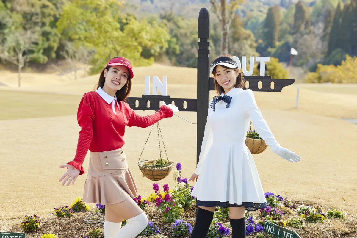 Women golfers with hat styling